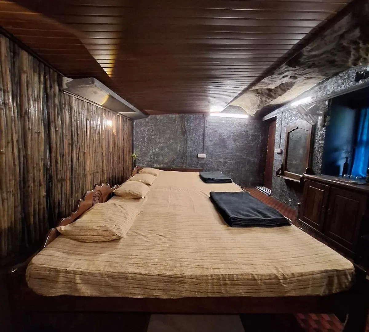 Privatunterkunft Escape Natural Farm Stay - Cave Kanthalloor Indien