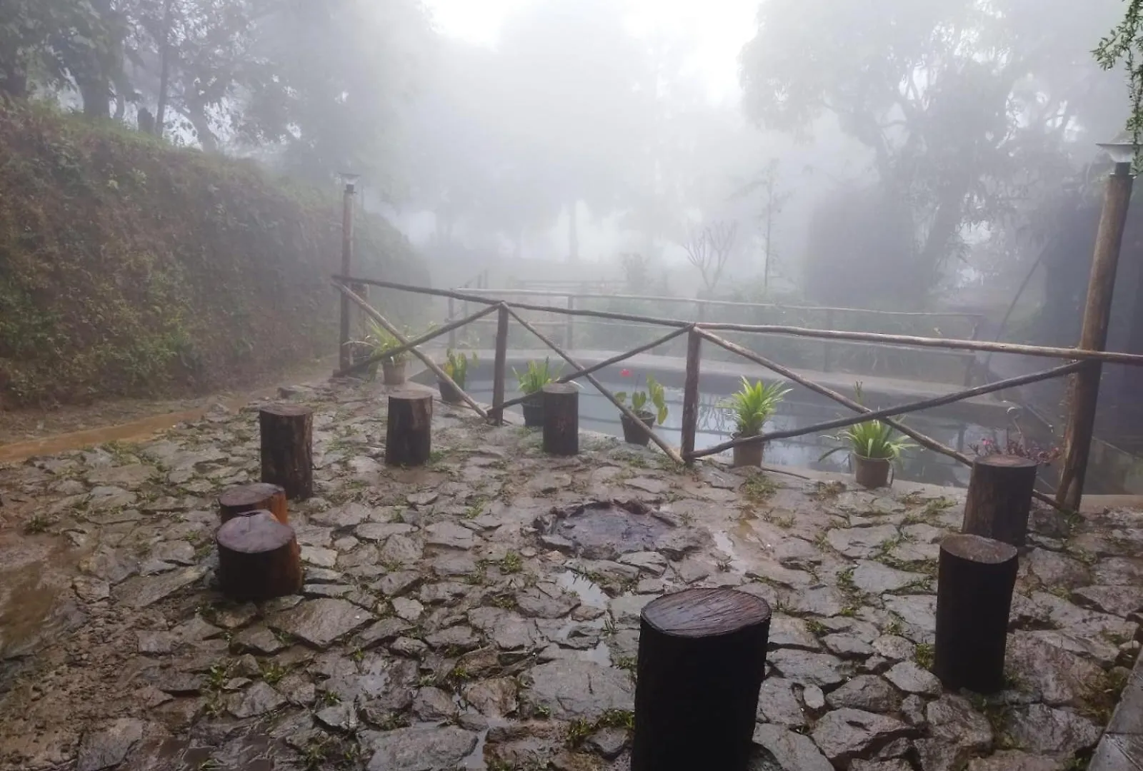 Escape Natural Farm Stay - Cave Kanthalloor Privatunterkunft